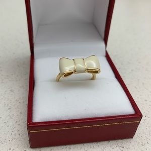 Kate Spade bow ring, size 6.